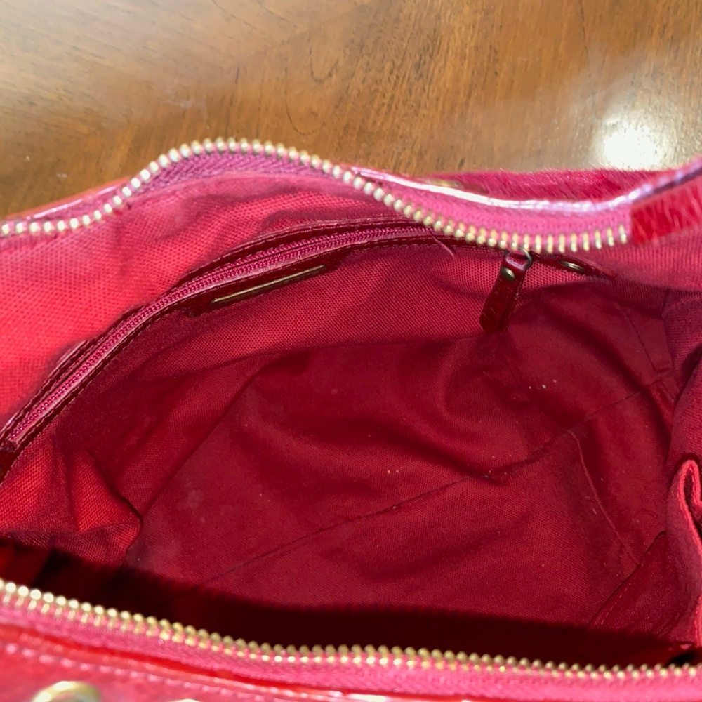 Isabella Fiore Red Hobo Bag - Picture 11 of 14